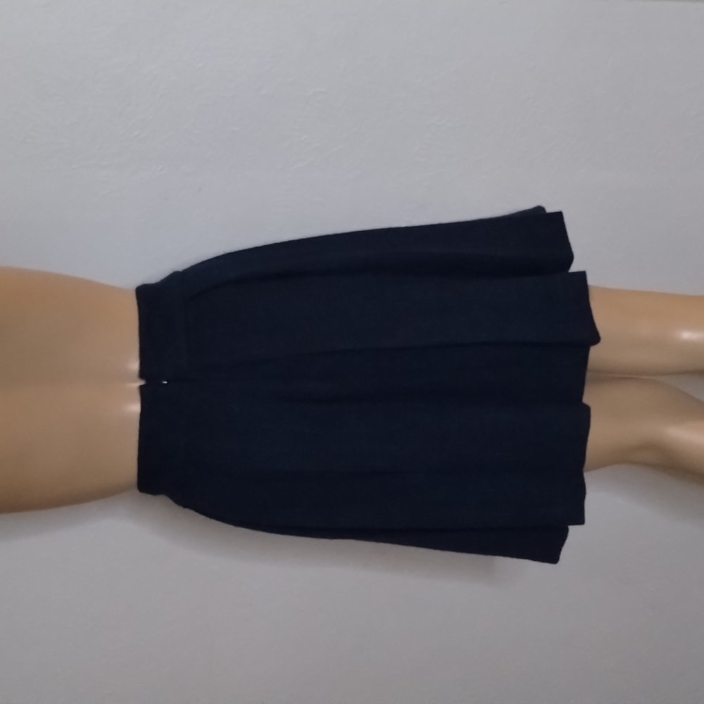 Skirt - Picture 2 of 4